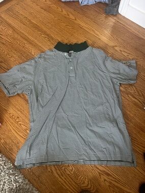Brentwood country club size xl green and white stripped collard shirt